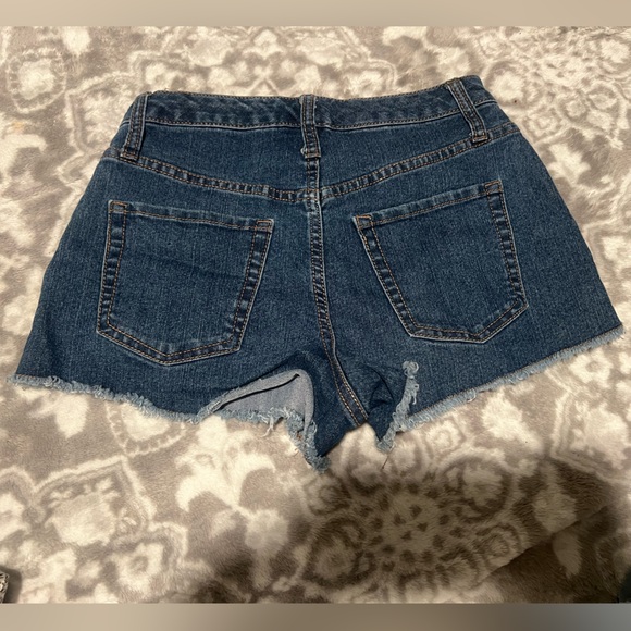 WILD FABLE SHORTS - Picture 3 of 7